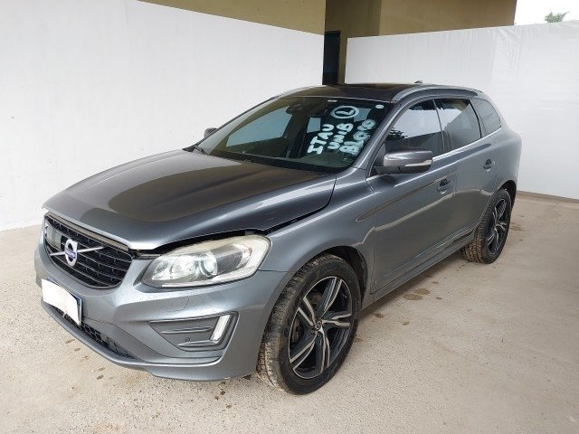 XC60 2.0 T5 R-DESIGN ANO 2016/2017 XC60 2.0 T5 R-DESIGN ANO 2016/2017