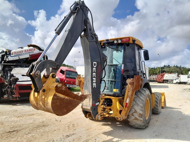 JOHN DEERE RETROESCAVADEIRA 310P ANO 2023/2023